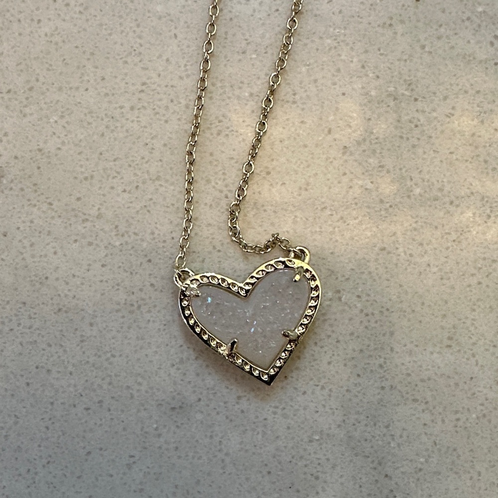Kendra Scott Gold Heart Pendant Necklace